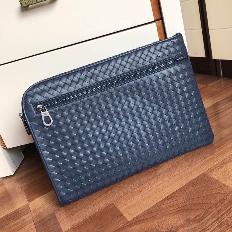 보테가 베네타 클러치