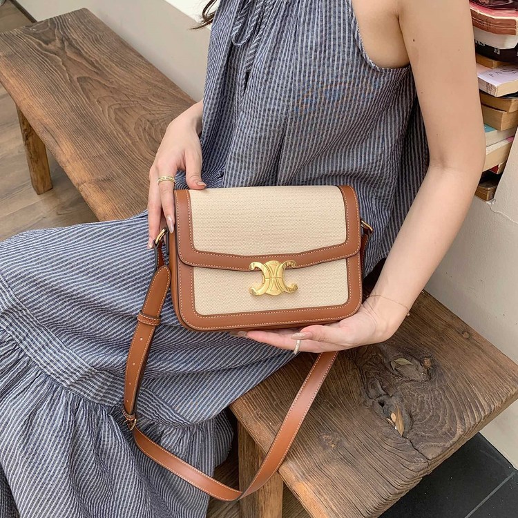 셀린느 클래식 트리옹프백