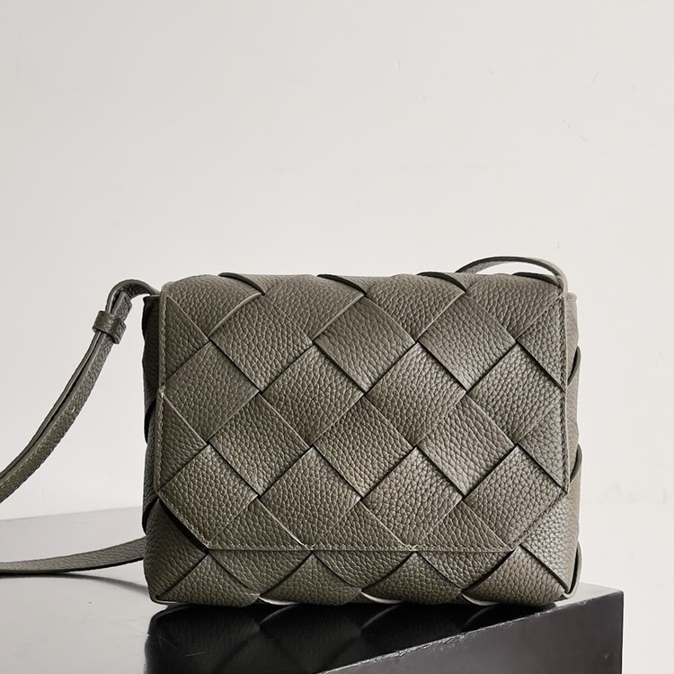 보테가 베네타 디아고 백