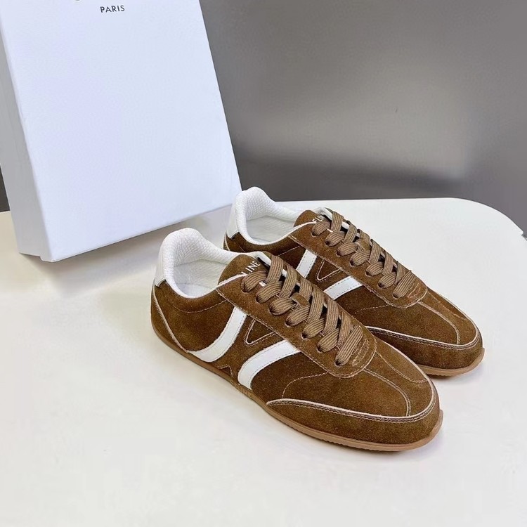 셀린느 트리옹프 조거 로우 레이스업 브라운