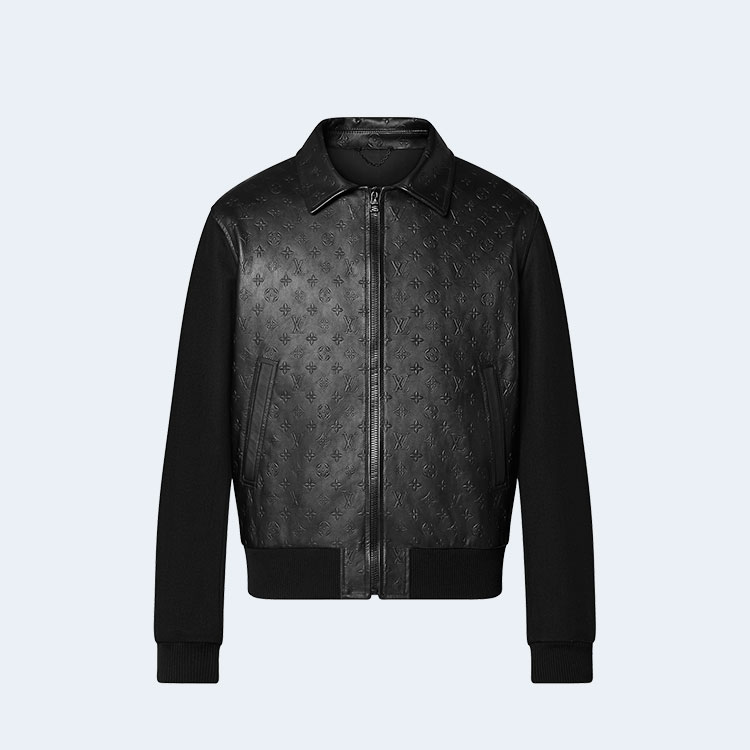 루이비통 엠버스드 모노그램 믹스 레더 블루종 1A9K33