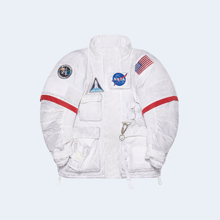 발렌시아가 x NASA 스페이스 컬렉션 패딩 자켓