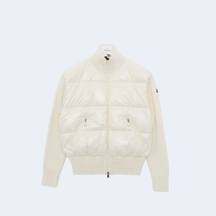 몽클레어 화이트 패딩 자켓