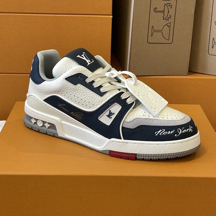 루이비통 트레이너 스니커즈