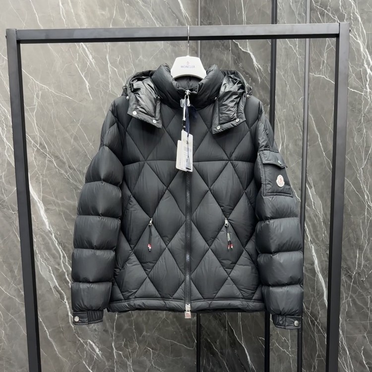 몽클레어 아베롤 패딩 점퍼