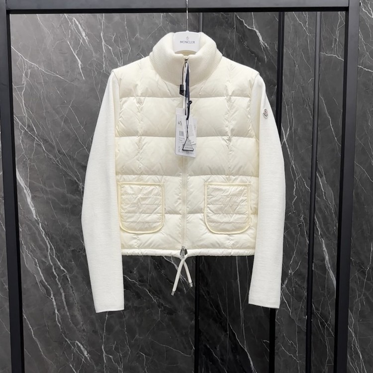 몽클레어 패딩 화이트