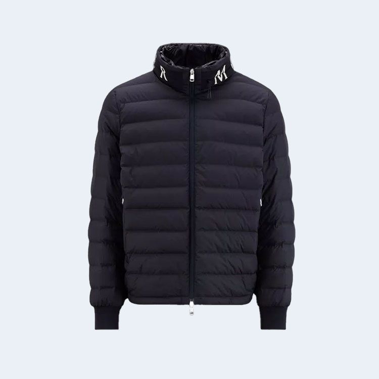 몽클레어 아키오 남성 숏 패딩 다운 자켓