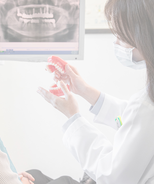 <div id="dental_card"><span class="title">DENTAL CLINIC</span><h2 style="margin-top: 5px;">임플라인 <span style="font-weight: 900;">임플란트</span></h2><br><span class="article">자연치아를 최대한 보존하며<br>심미성을 동시에 생각합니다.<br>무통마취와 최소절개로 빠른 회복이 가능합니다.</span><br><br><br><span class="more_btn">more <span style="font-weight: 900;">view</span></span></div>