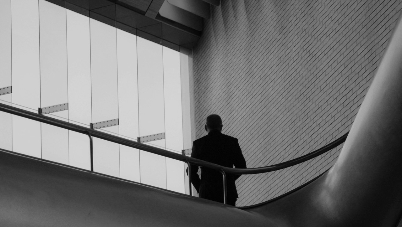 <table class="noBorder" style="width: 100%;"> 	<tbody> 		<tr> 			<td style="width:95%;">  				<p style="font-family: ‘Inter’, sans-serif; line-height: 1.5; font-weight: 800; letter-spacing: 0.2em; text-align: left;"><span style="font-size: 17px;  color:#ffffff;">INVESTMENT</span></p>  				<p style="font-family: Pretendard, sans-serif; line-height: 2; font-weight: 700; letter-spacing: -0.01em; color:#ffffff; text-align: left;"><span style="font-size: 38px;">투자</span></p> 			</td> 			<td style="width: 5%; vertical-align: top;"><img src="https://cdn.imweb.me/upload/S202411162bca56155c7f5/ad80d81758405.png" class="fr-fin fr-dii fr-fil" style="width: 26px;"></td> 		</tr> 	</tbody> </table>