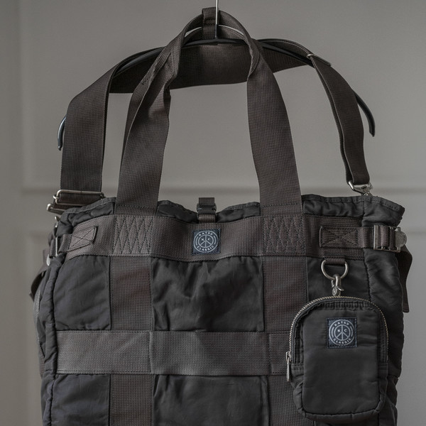 Porter Classic [포터 클래식] - Super Nylon Tote Bag - Black