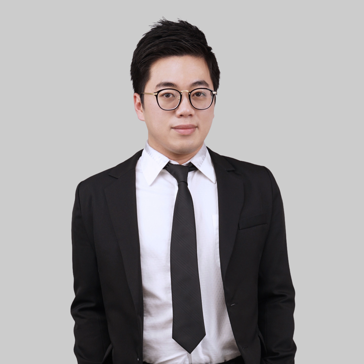 <br><p style="text-align: center; line-height: 2;"><strong><span style="font-size: 18px; color: rgb(8, 8, 8);">Bass 김종훈</span></strong></p>