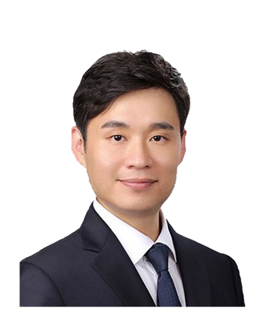 <b style="font-size:20px;">원영재 변호사님</b> <br> 현림 법무법인 대표 변호사