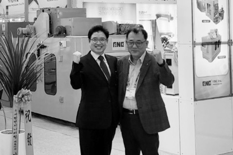 Image of Antonio Kim and SonSeIn 2