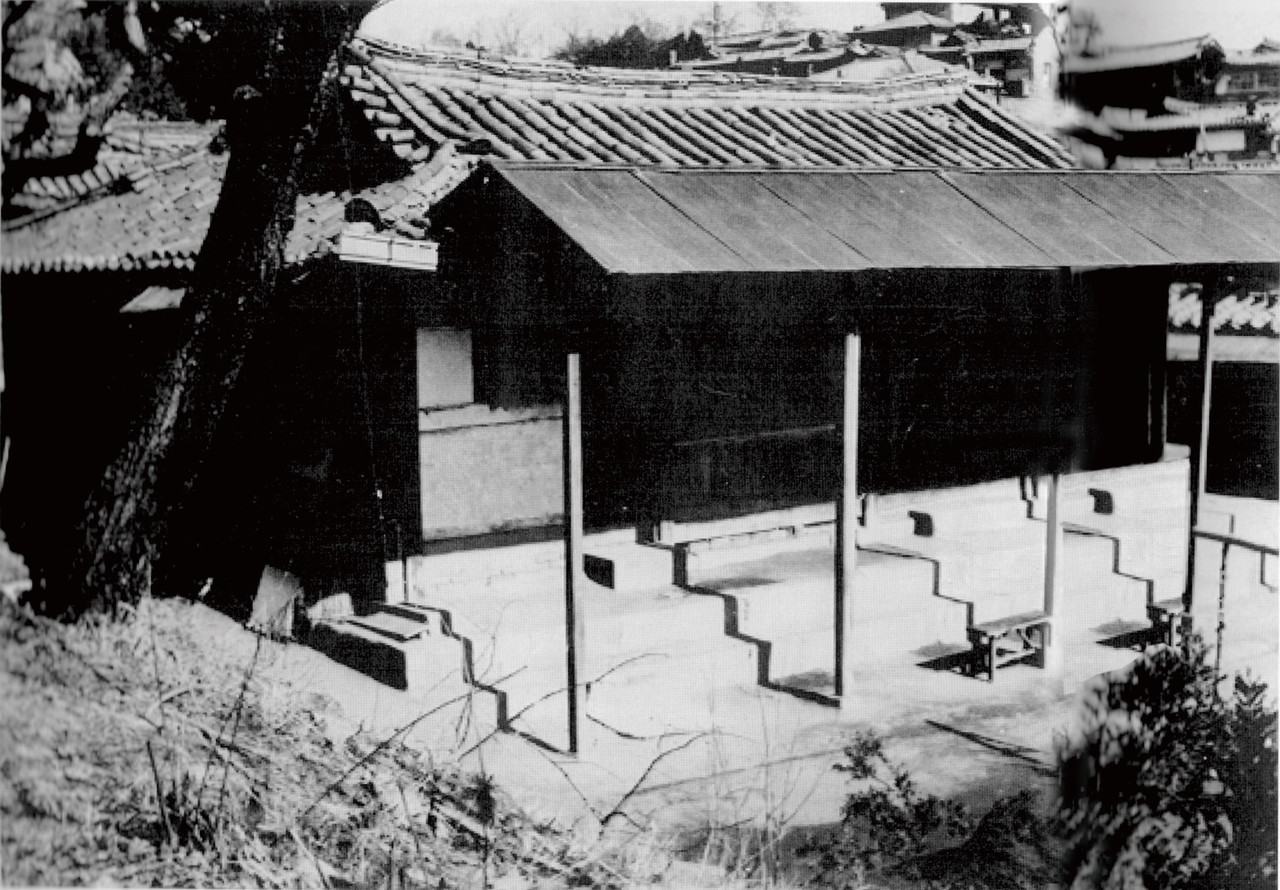 1949년 최초의 한옥성전