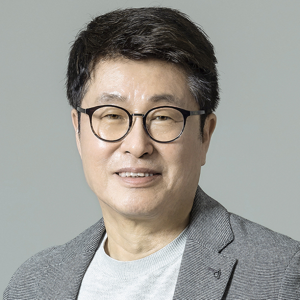 권인욱 상임고문