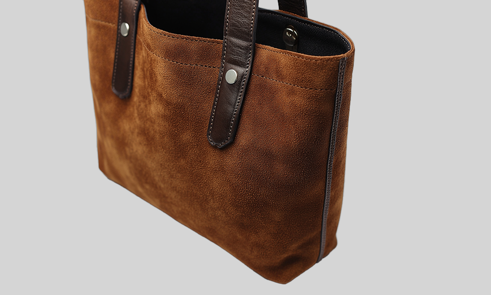 <h6>Bags</h6>