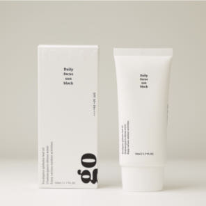 <p style="text-align:left; font-size:14px; margin-top:26px;">SUN BLOCK ◁<br>(데일리 포커스 선블럭)<br><span style="color:#666;"></span></p>
