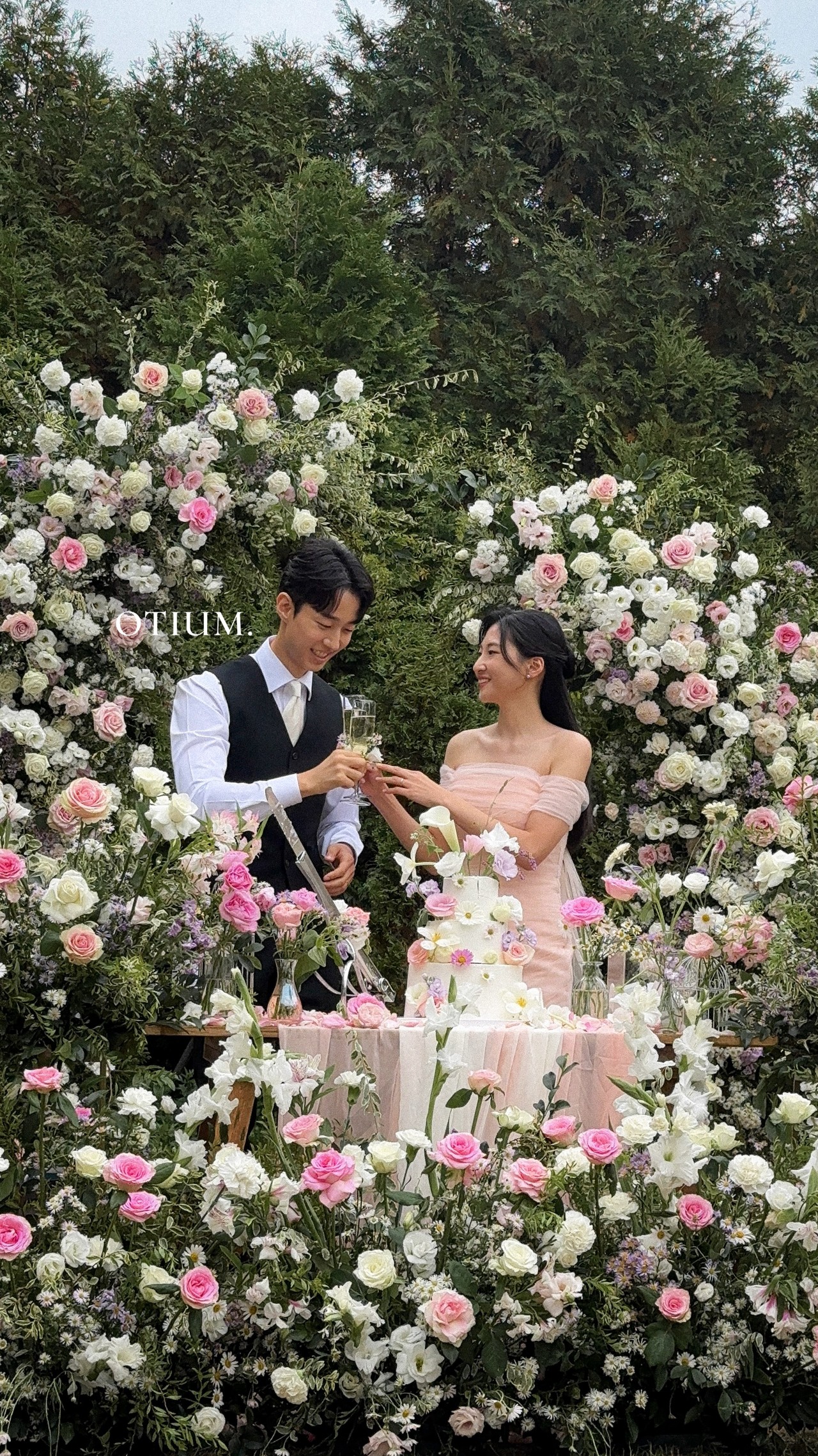 <p style="text-align:left; font-size:16px; margin-top:26px;">Jainy Hill 제이니힐<br><span style="color:#666;">Garden 가든</span></p>
