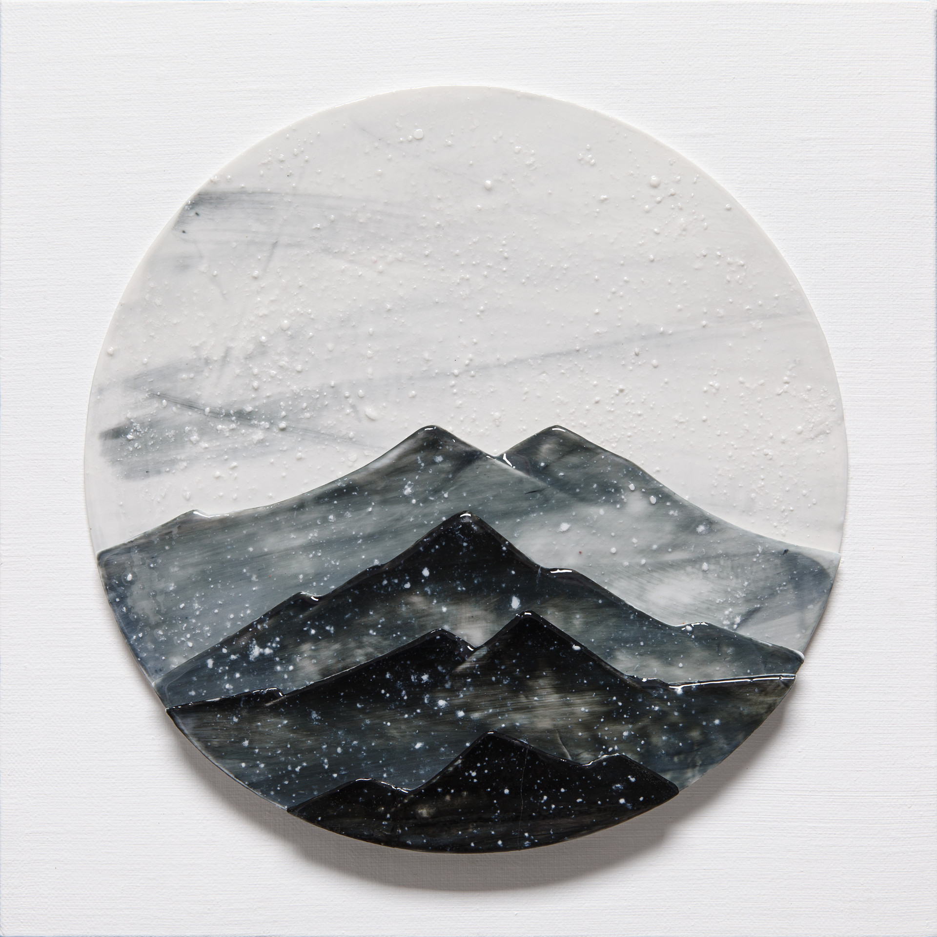 엘 아세보 _ El Acebo. Ceramic, acrylic, mirror on canvas, 30 x 30cm