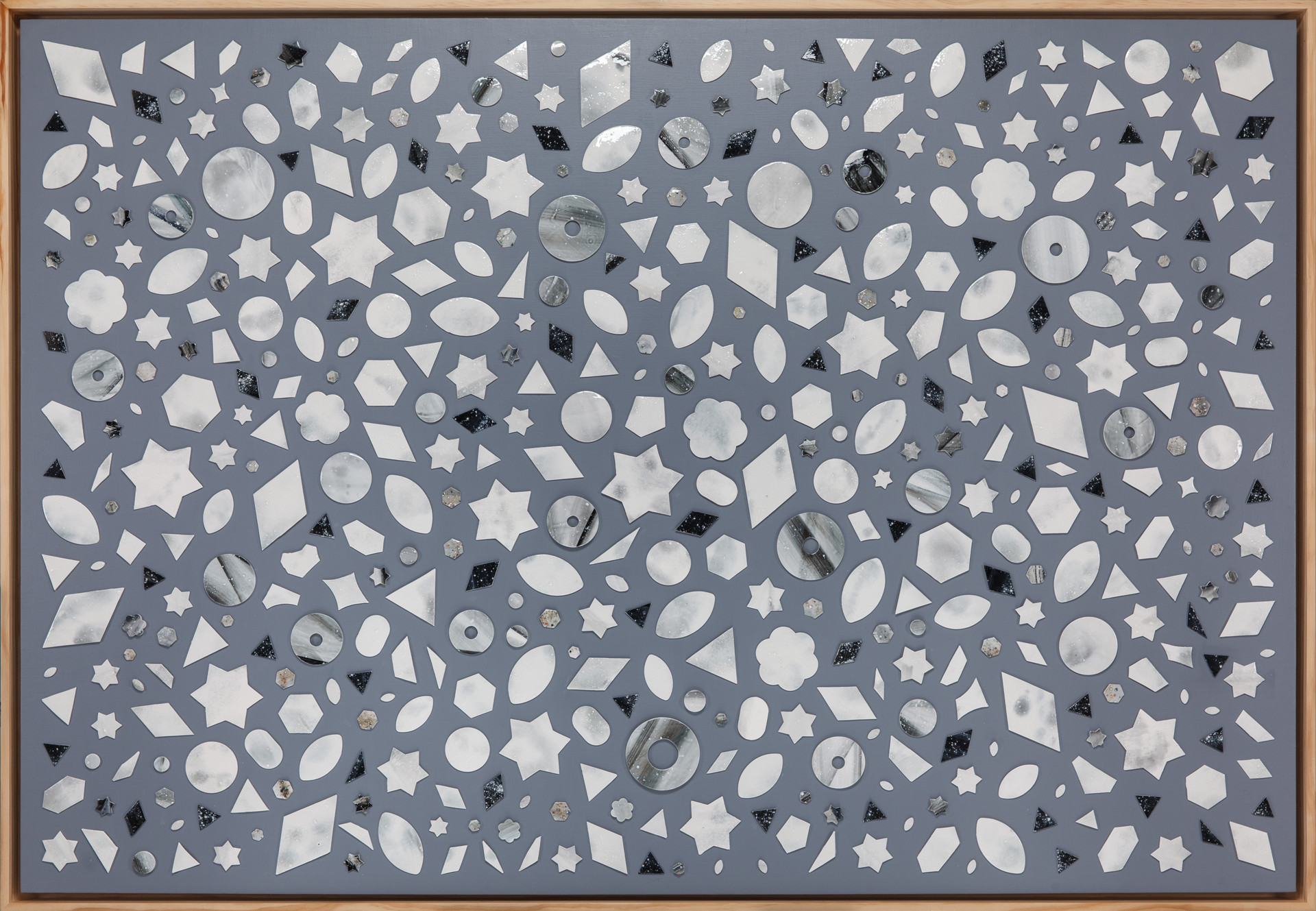 꿈의 기한 _ The Deadline of a Dream. Ceramic, acrylic on canvas. 103 x 150cm