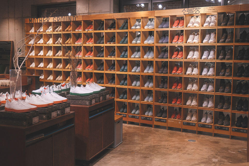 <p style="text-align: left; margin-top: 32px;"><span style="font-size: 12px; color: #333;">플레이스캠프 페이보릿(Playce camp, Favorite) 신발장 (제주도 서귀포시 성산읍 동류암로 20)</span></p>