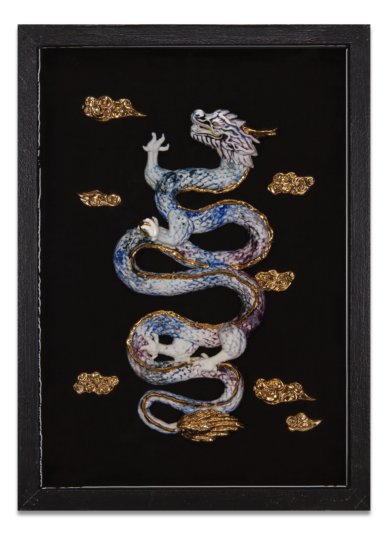 우주별 청룡 _ green dragon. ceramic, 24k gold, resin on wood. 24x33.5cm