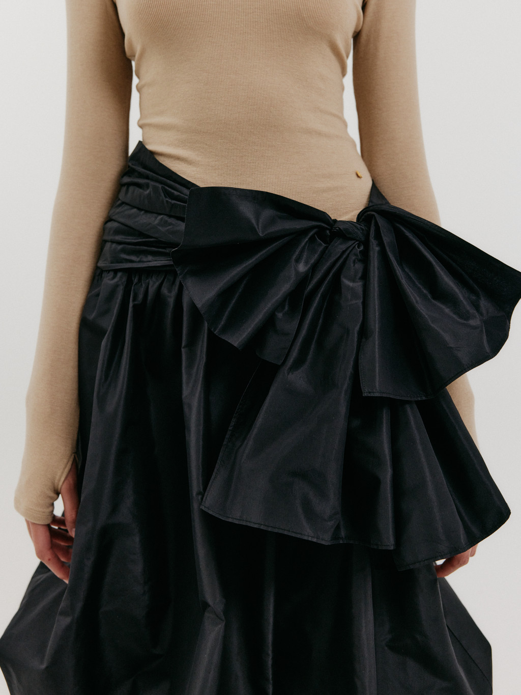 Balloon Mini Skirt - Black : EENK SHOP