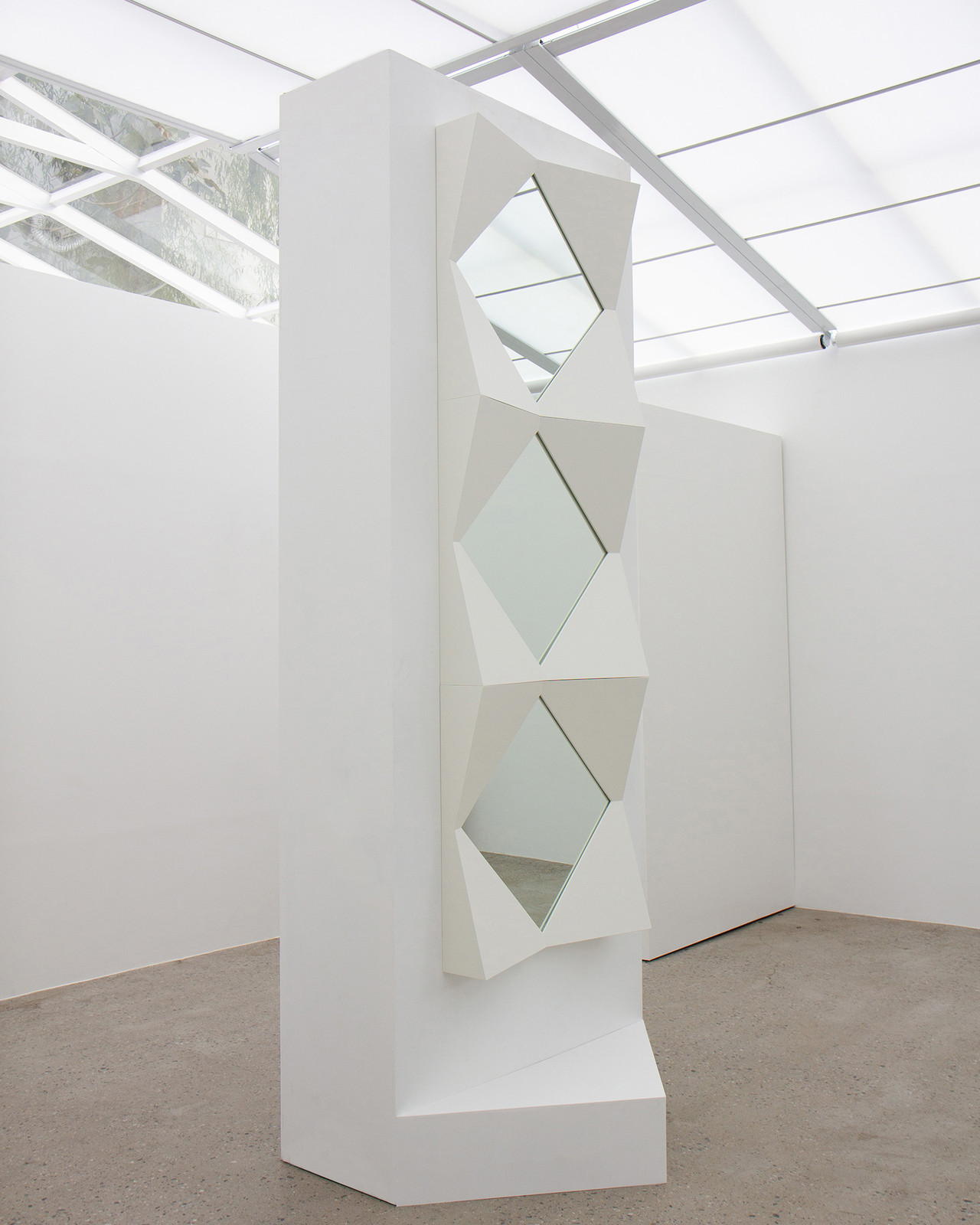 ONYX Mirror ©Jung Yubin