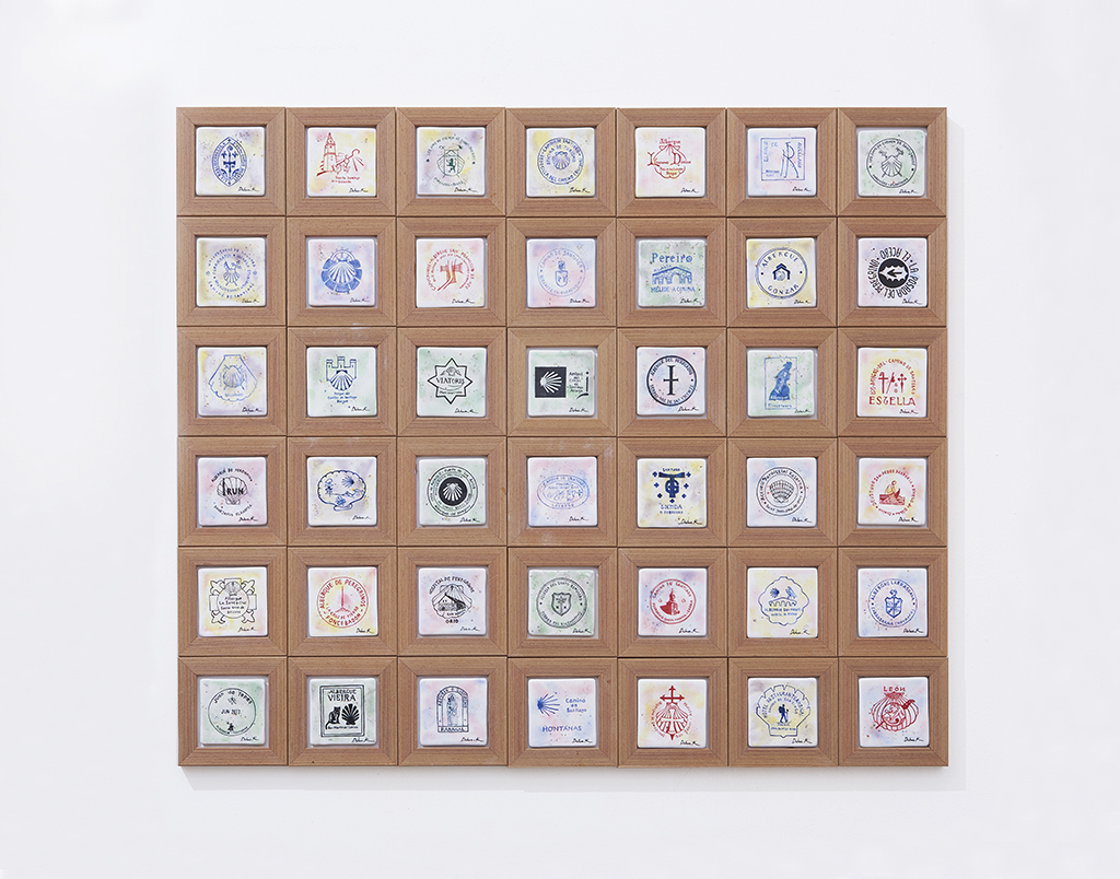 Universe star ceramic on wood. 105 x 90cm