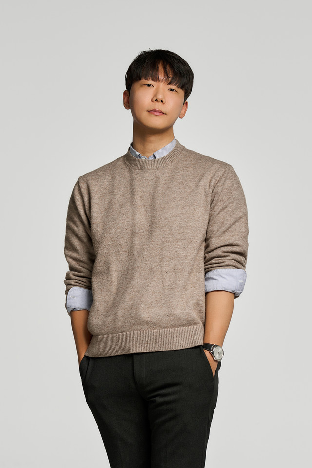 <span style="font-weight:bold;">Seon Han</span><br>Project Architect</span><br><br>Genstarmate / Shareddot </span><br>Sungkyunkwan Univ, Arch<span class="area">