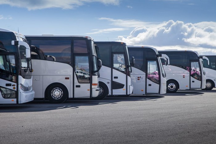 Transportation Management System<br><br><br><strong><span style="font-size: 25px;">배차 관리</span></strong><br><br><br>다수차량의 현재 위치과 차량운행 상태<br>동시 파악으로 효율적인 배차관리 가능