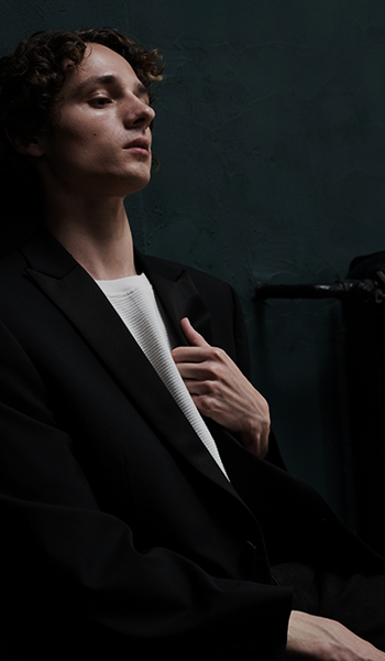 MEN<p style="font-size: 10px;">De'CLOVER</p>