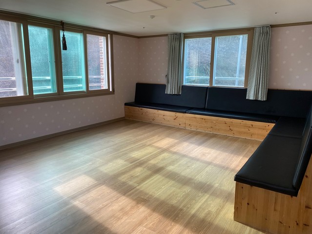 생활관 거실(우)