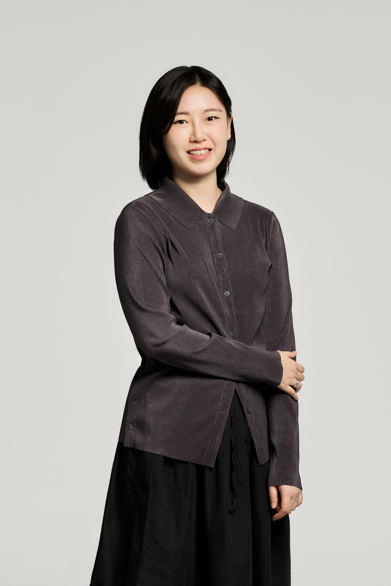 <div style="text-align: left;">     <span style="font-weight:bold; font-size: 14px;">Gyuri Lee</span><br>     <span style="font-size: 14px;">Experience Strategist</span><br><br>     <span style="font-size: 12px; line-height: 1.2;">LG Display</span><br>     <span style="font-size: 12px; line-height: 1.2;">Central Saint Martins, MA Narrative Environments</span> </div>