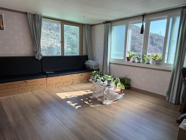 생활관 거실(좌)