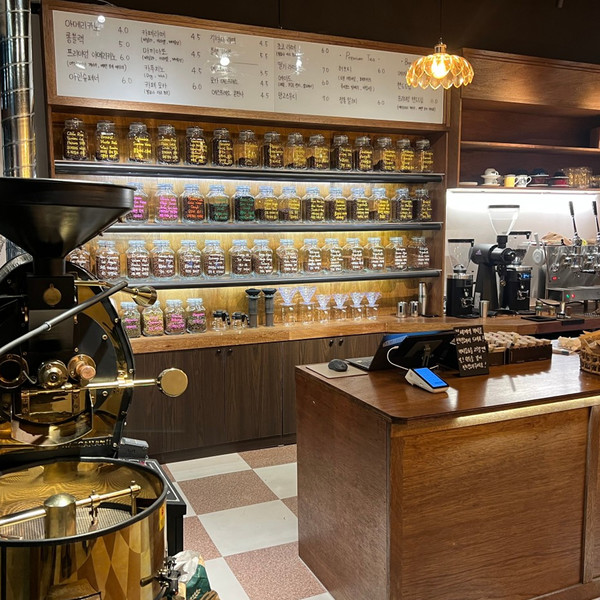 [서울 강남구] 커피볶는아침 선릉점