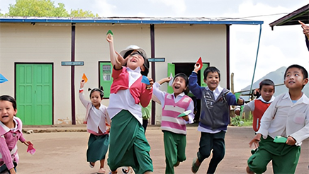<strong>신뢰받는 밀알</strong><BR>투명성과 전문성, 순수성, 나눔 확산