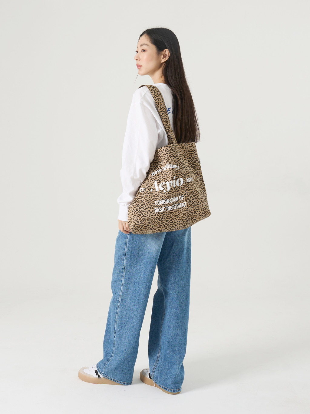 【即発】おまけ付！韓国限定 aeae ドローストリングバッグ 2차 재입고)COTTON SHOULDER BAG LEOPARD_2 COLORS_ASH3001