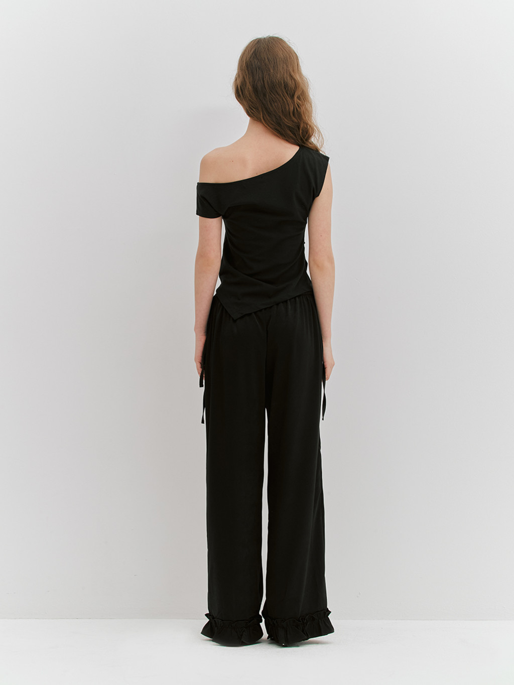 ★MEENDERI★UNBALANCE SHIRRING SLEEVELESS - BLACK★正規品 MUSINSA | MEENDERI UNBALANCE SHIRRING SLEEVELESS - BLACK