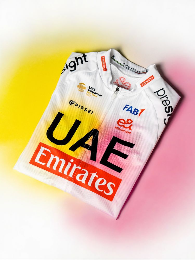 2024 UAE TEAM EMIRATES GIRO TOUR EDITION JERSEY BROU COMPANY