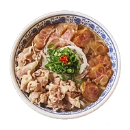 <strong><span class="phobo-title">힘줄 차돌 쌀국수</span></strong><br>하노이 현지에서 전수 받은 진한 육수에<br>단단하고 쫄깃한 식감의 힘줄과<br>부드러운 차돌박이가 올라간 쌀국수