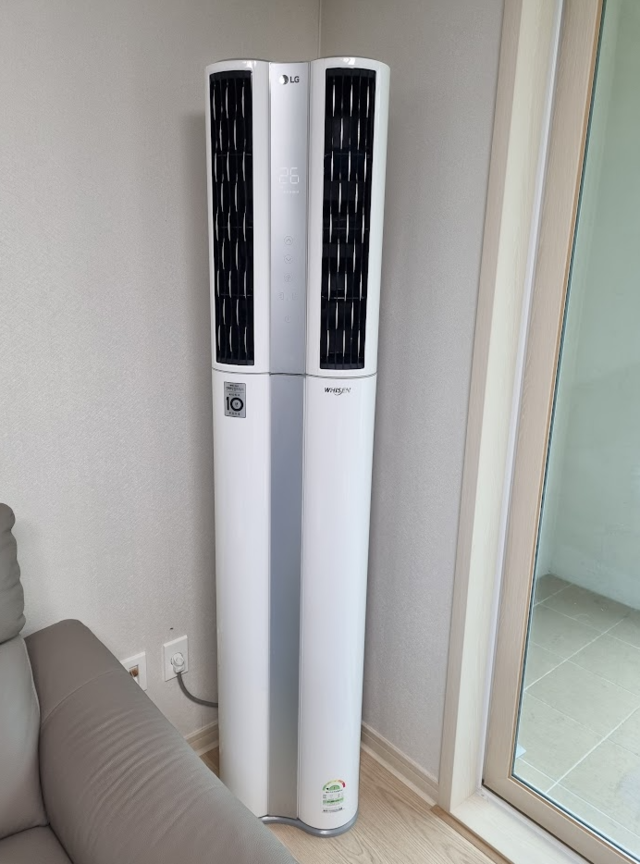 <p style="text-align:left; font-size:16px; margin-top:26px;">스탠드 에어컨 전문세척<br><span style="color:#666;">₩ 140,000 ~ </span></p>