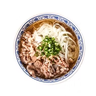 <strong><span class="phobo-title">차돌 쌀국수</span></strong><br>하노이 현지에서 전수 받은 진한 육수에<br>부드러운 차돌박이가 올라간 쌀국수