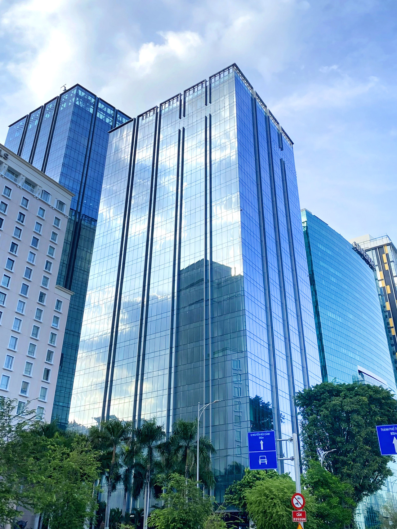 Riverfront Financial Centre
