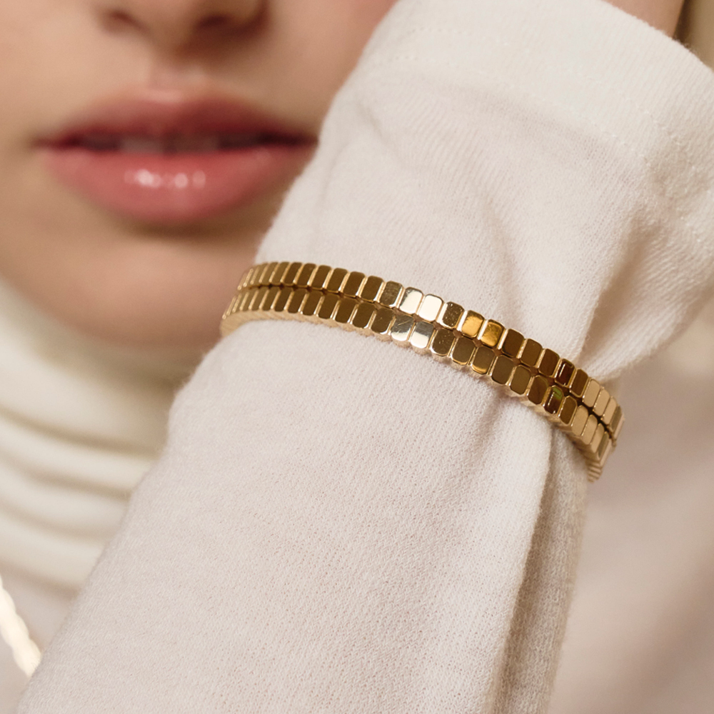 <p style="margin-left:10px;"></p><h5 style="margin-left:10px">Bracelets</h5>