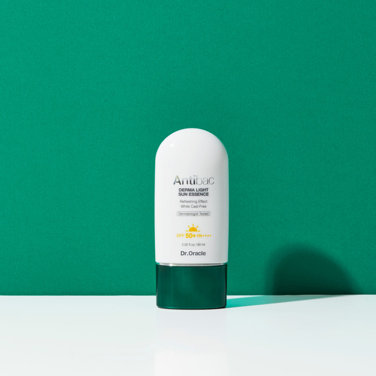 アンティバック　ダーマライトエッセンス　60ml 2本セット Antibac ダーマライト サンエッセンス SPF50+ PA++++ 60ml : Dr