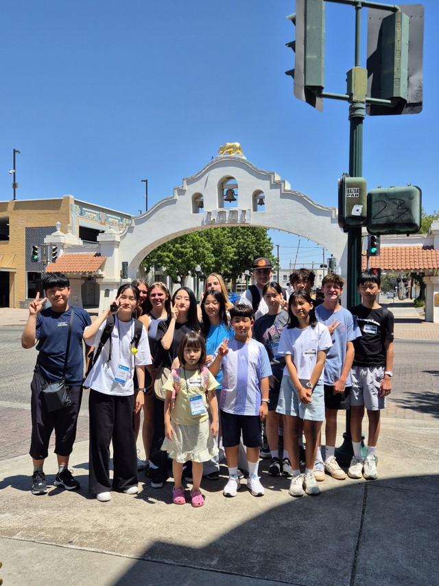 <p style="text-align:left; font-size:16px; margin-top:26px;">ACTIVITIES<br><span style="color:#666;">in California</span></p>