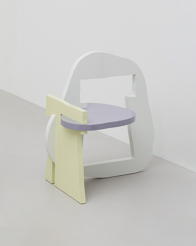 <p style="text-align:center; font-size:14px; margin-top:24px;">PIƎCƎ series - Side table<br><span style="color:#666;">₩ 2,130,000</span></p>