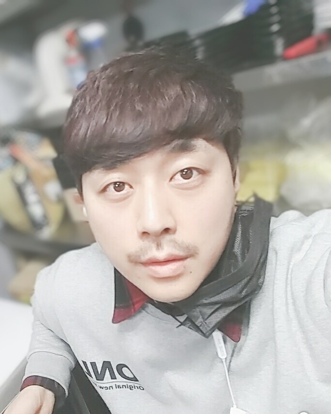 한정환 배민매니저-배민입점부터  배민마케팅 전략 수립까지 스마트월드에서 무료로! | 배달의민족은 스마트월드 배민광고 전문가 배민매니저한테 맡기세요 | 언제든 배민가입 상담 가능합니다!