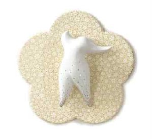 <br><b style="font-size:20px;">pureland(small)1</b><br>36 x 36 cm<br>Ceramic on wood<br>2024
